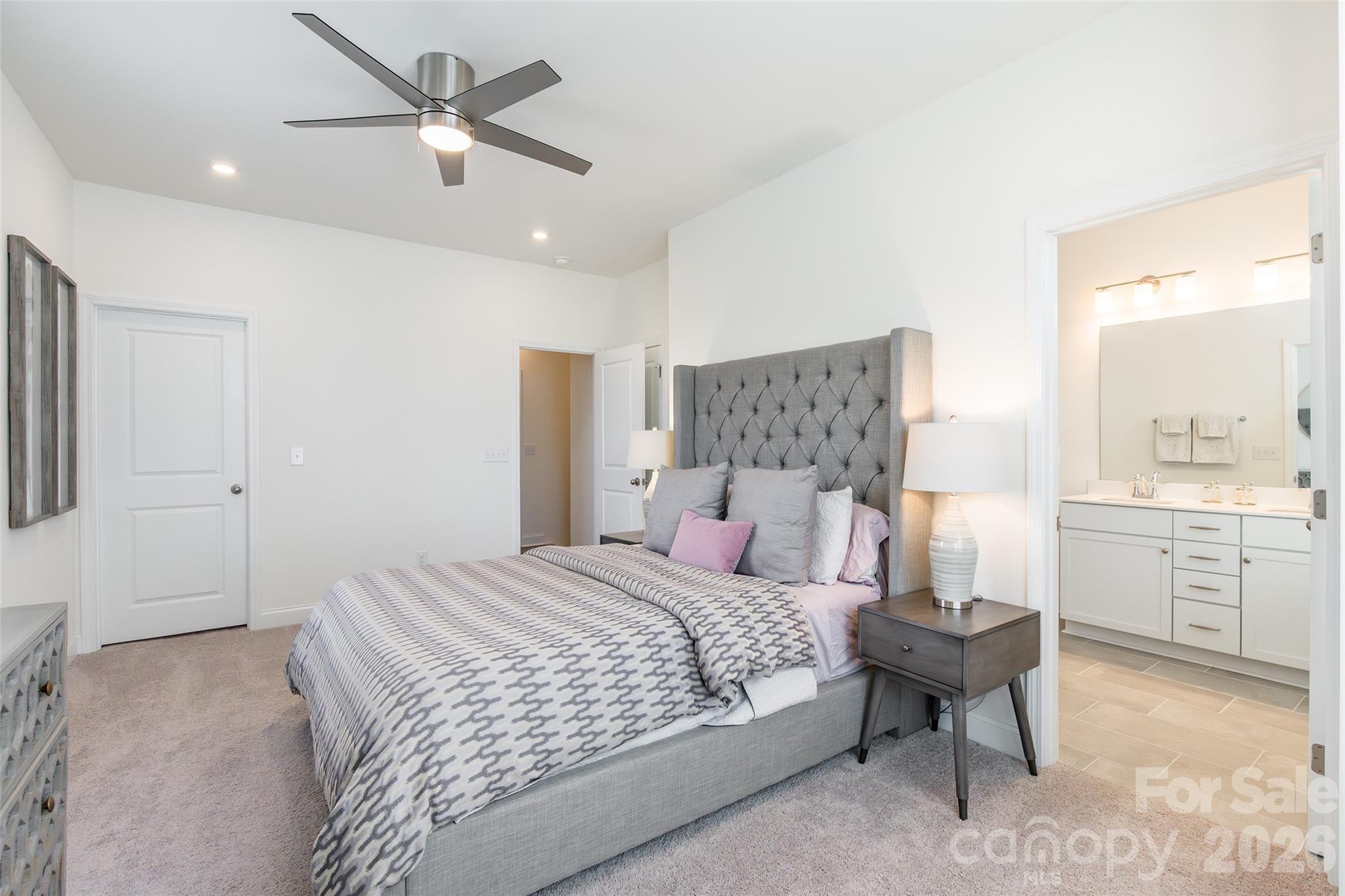 The Townes of Cotswold - Residential