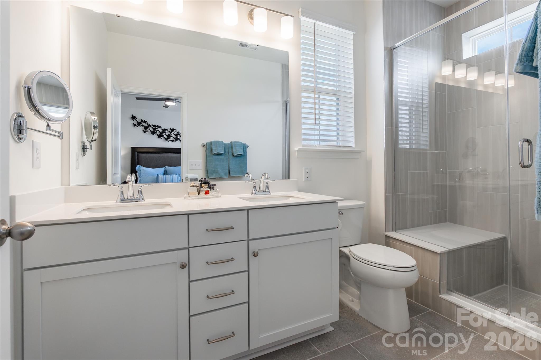 The Townes of Cotswold - Residential