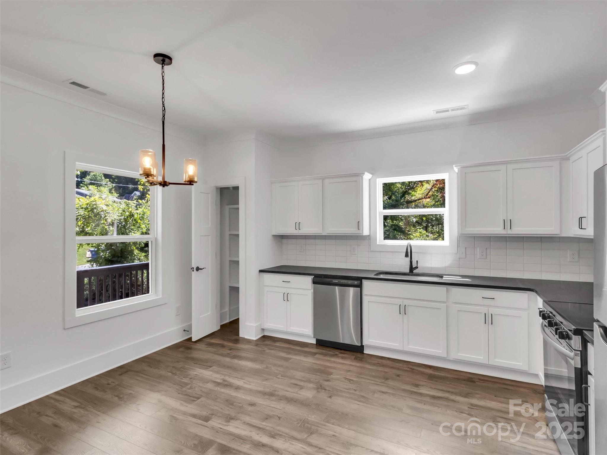 12 Whitson Road