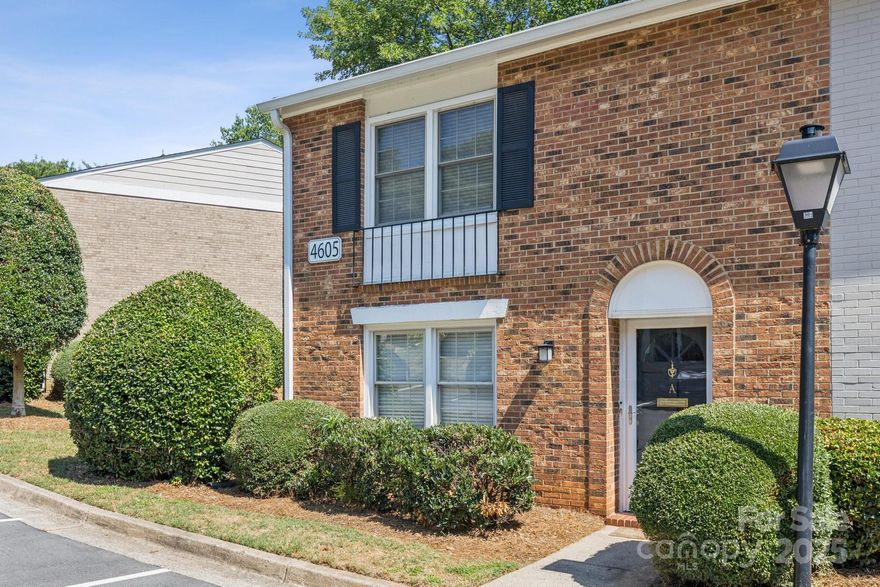 Wonderful 3 bedroom end unit is in a fantastic location walkable to Park Road shopping Center and trendy Montford Drive.
This  unit is updated and is light and bright. Features include fresh paint throughout with a white kitchen and SS appliances including new stainless steel refrigerator(July 2025)  and new dishwasher(2024) Beautiful glass subway tile backsplash and  granite counters. Luxury plank flooring throughout main level. Windows are newer.
Large Primary bedroom with updated ensuite bath. 
You will love the  outdoor living space which is fenced and private.
This location can't be beat for walkability plus a short drive to Uptown, South End, Charlotte Douglas airport, snd Southpark.
The HOA includes internet, cable, water, trash collection, recycling, grounds keeping and community pool.