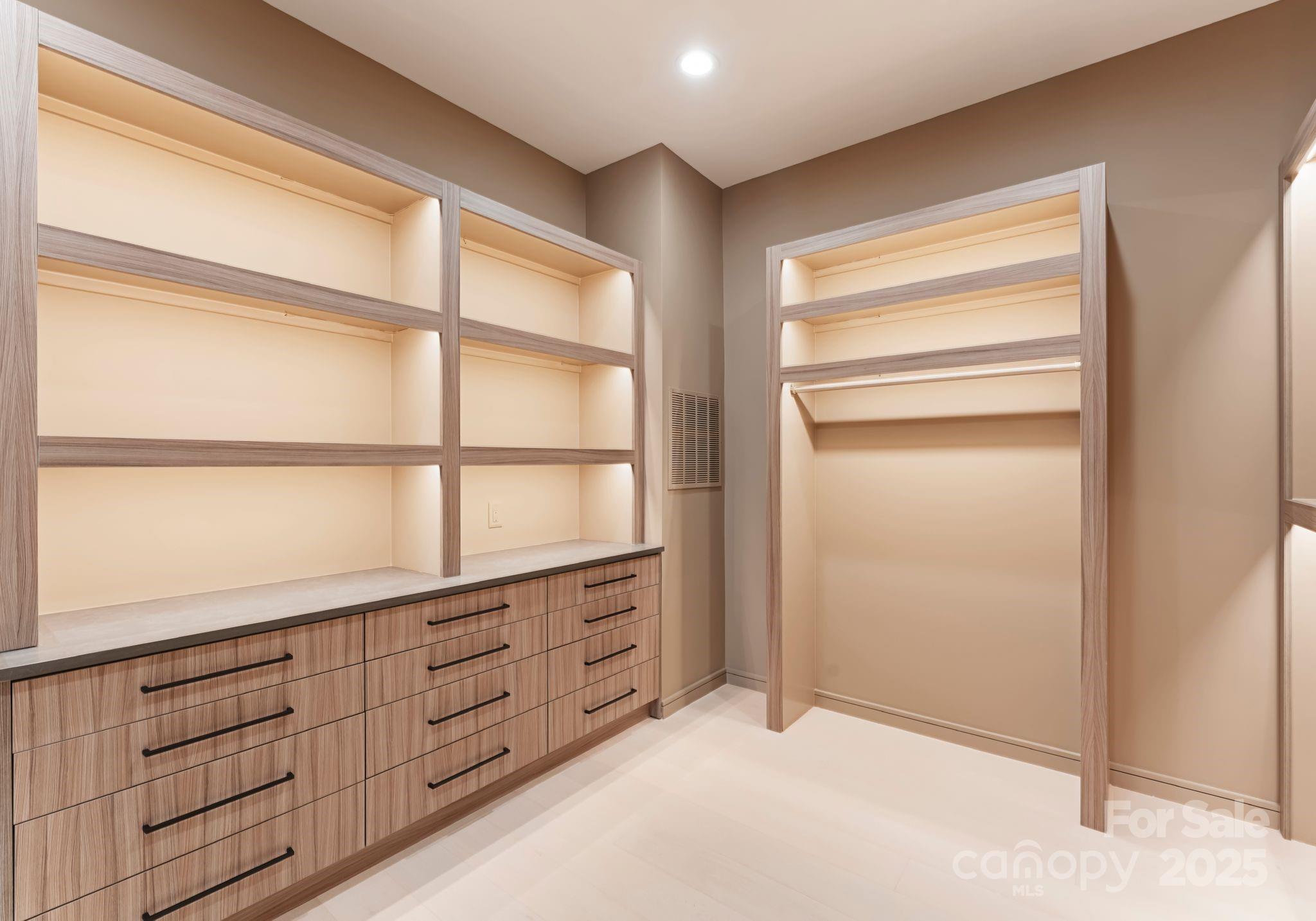 Edgewater - Residential