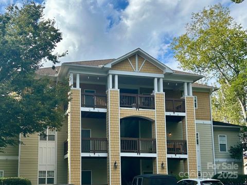 Photo of 3927 Arbor Lane, Charlotte, NC 28209 (MLS # 4310586)