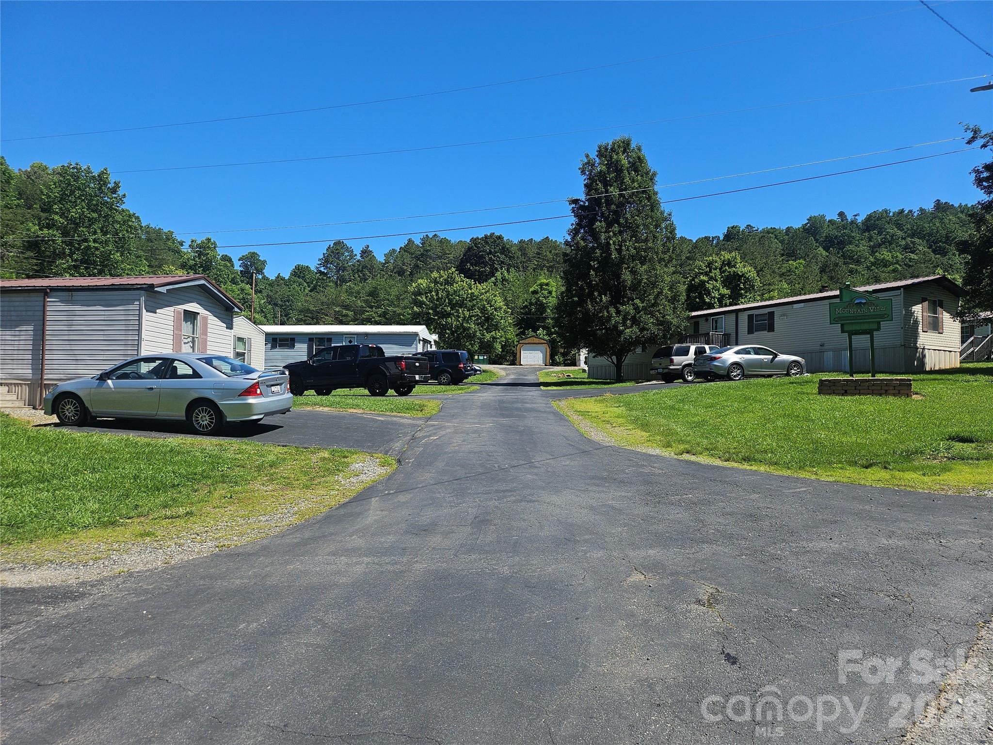 8 Mountain View Road