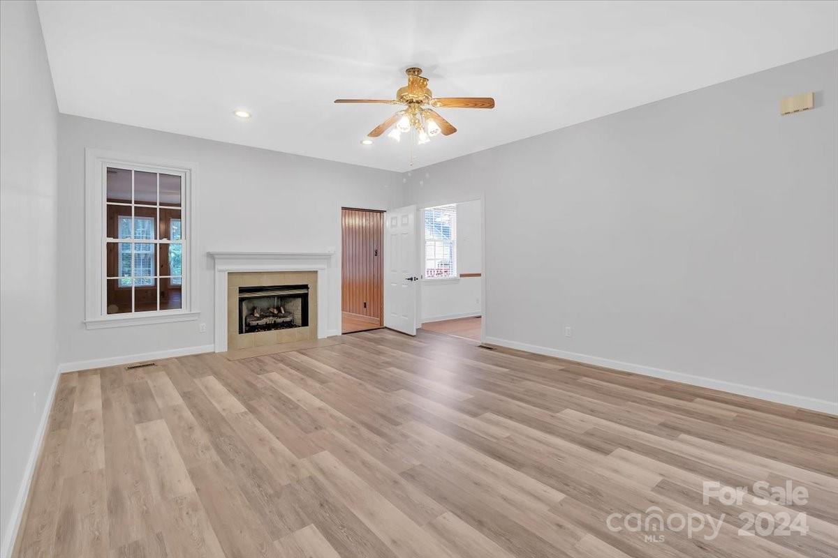 Victorian Hills - Residential