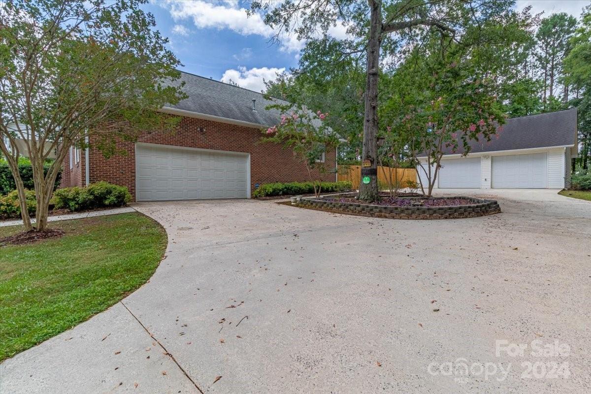 Victorian Hills - Residential