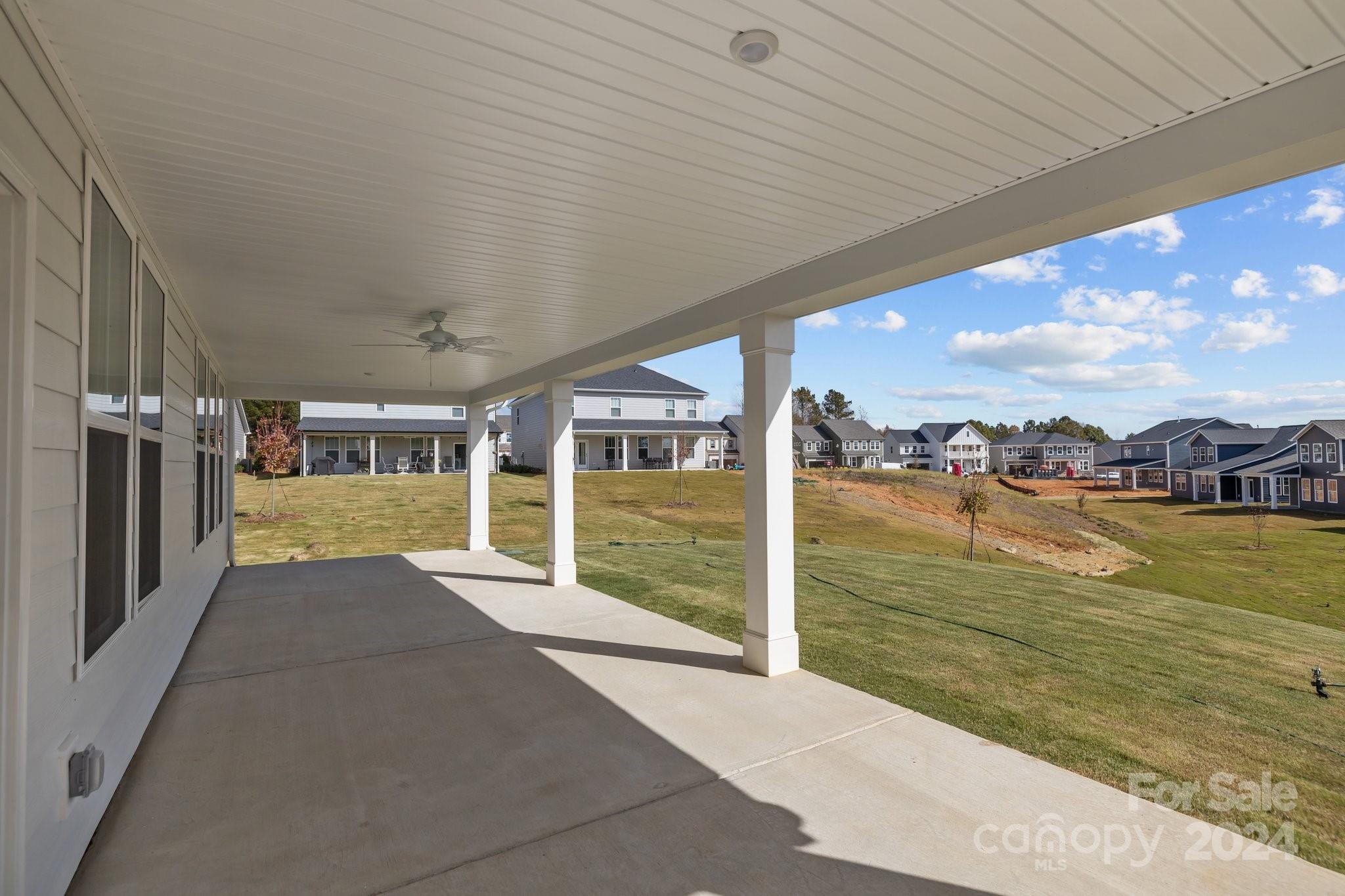 Lakeside Glen - Residential