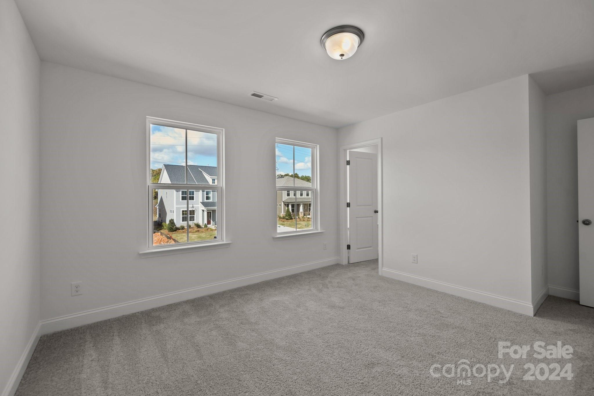 Lakeside Glen - Residential