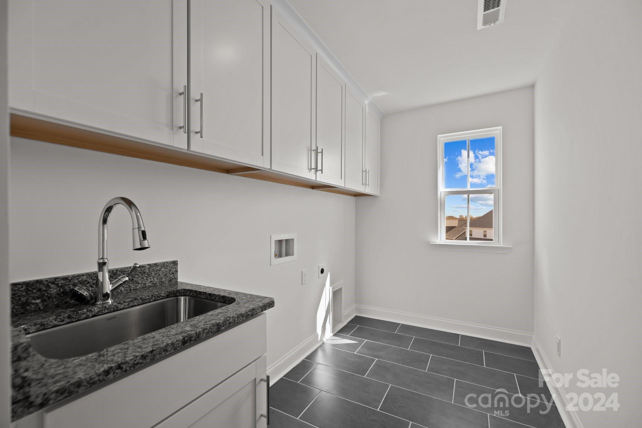 Lakeside Glen - Residential