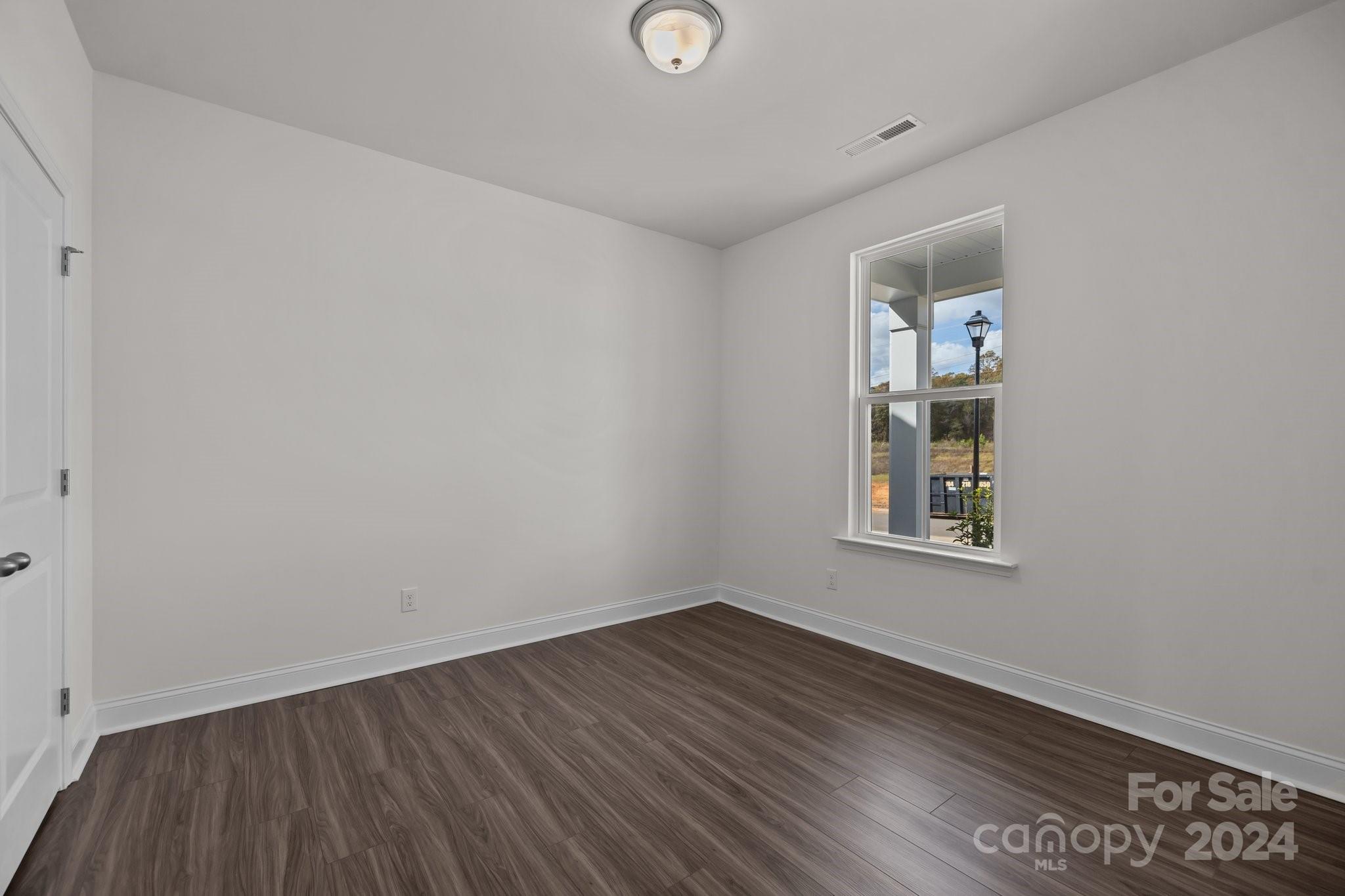 Lakeside Glen - Residential