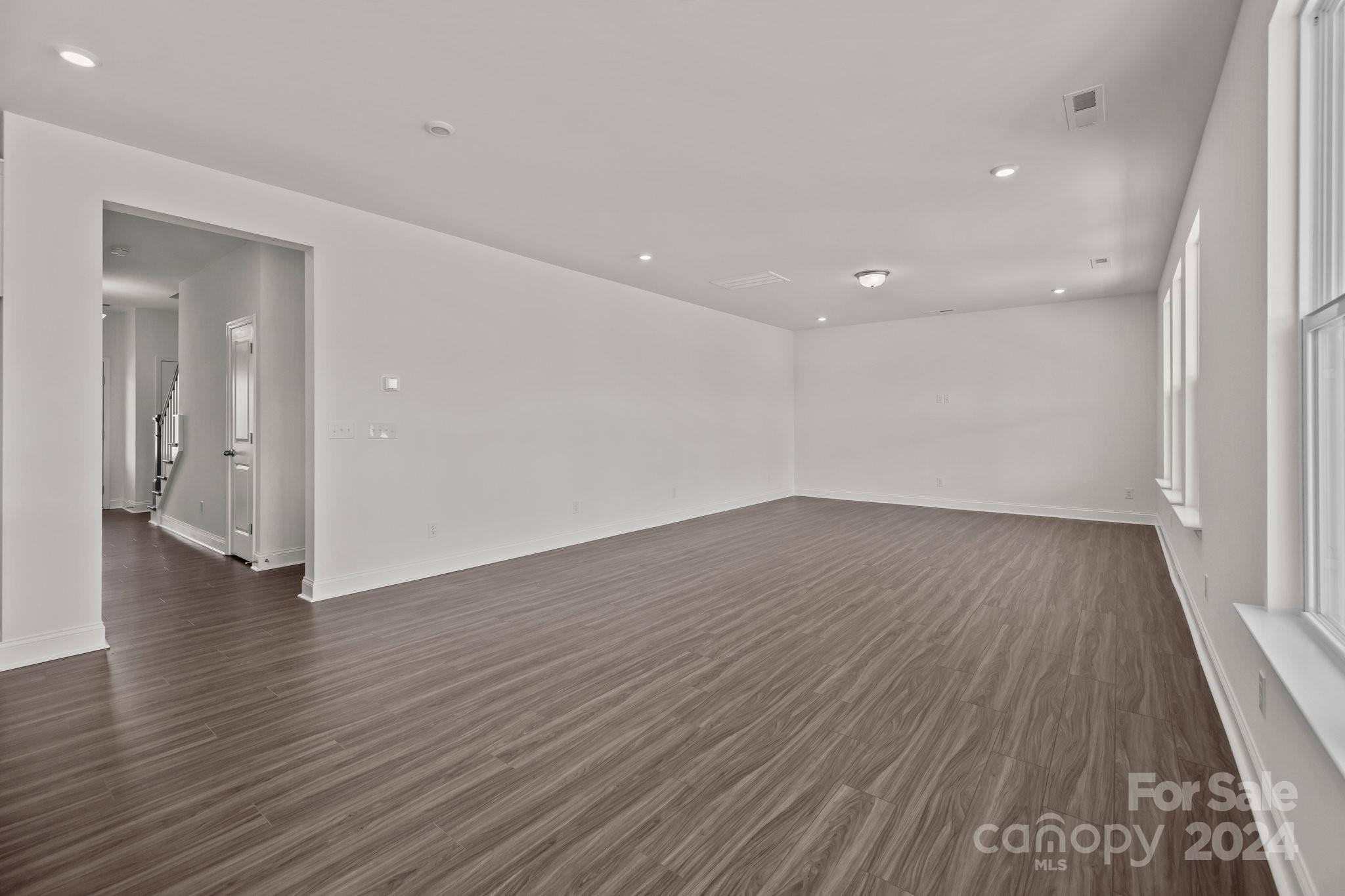 Lakeside Glen - Residential