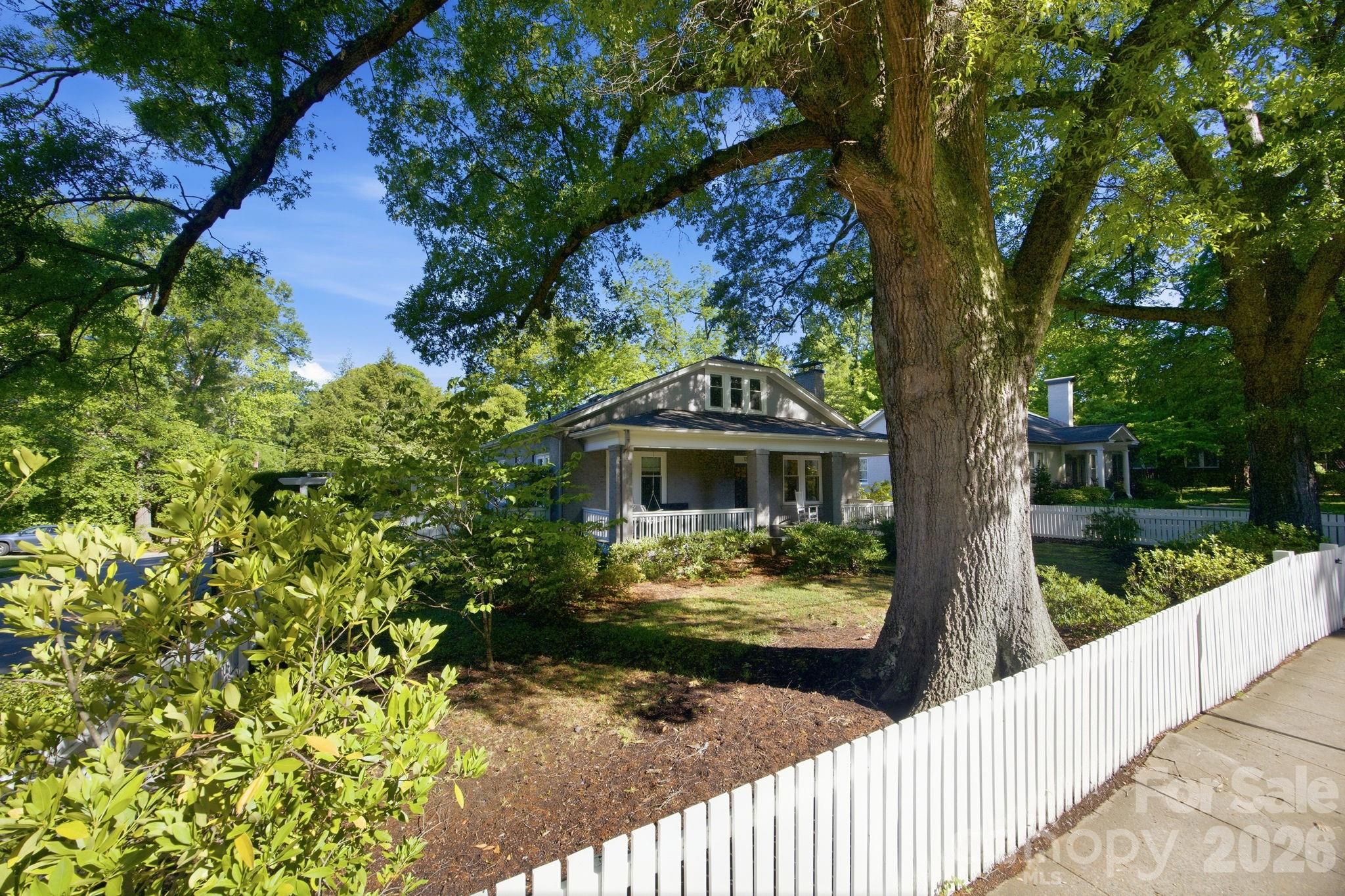 138 Woodland Street