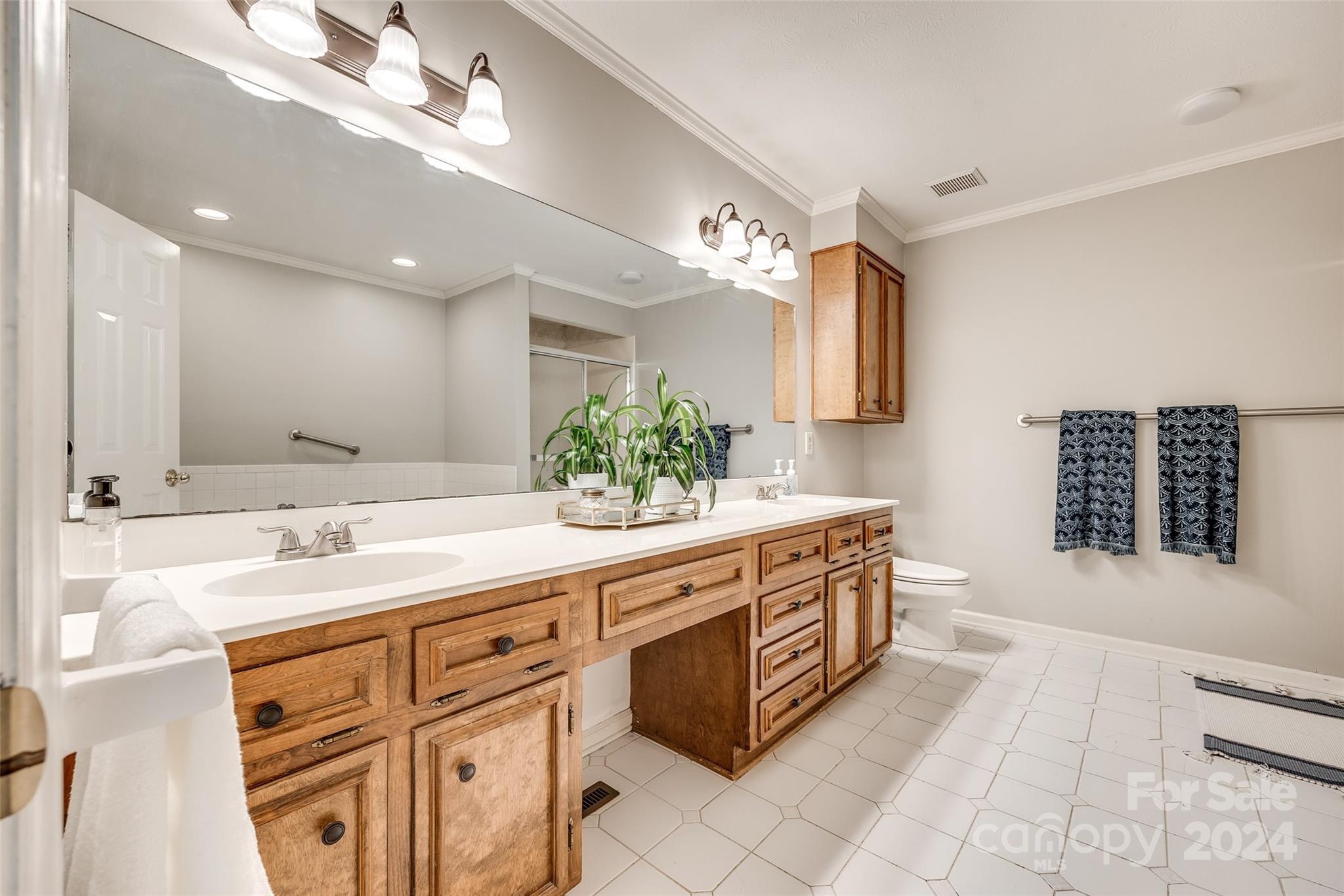 Shorewood - Residential