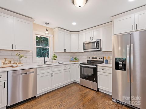 106 Arnold Heights Waynesville NC 28786