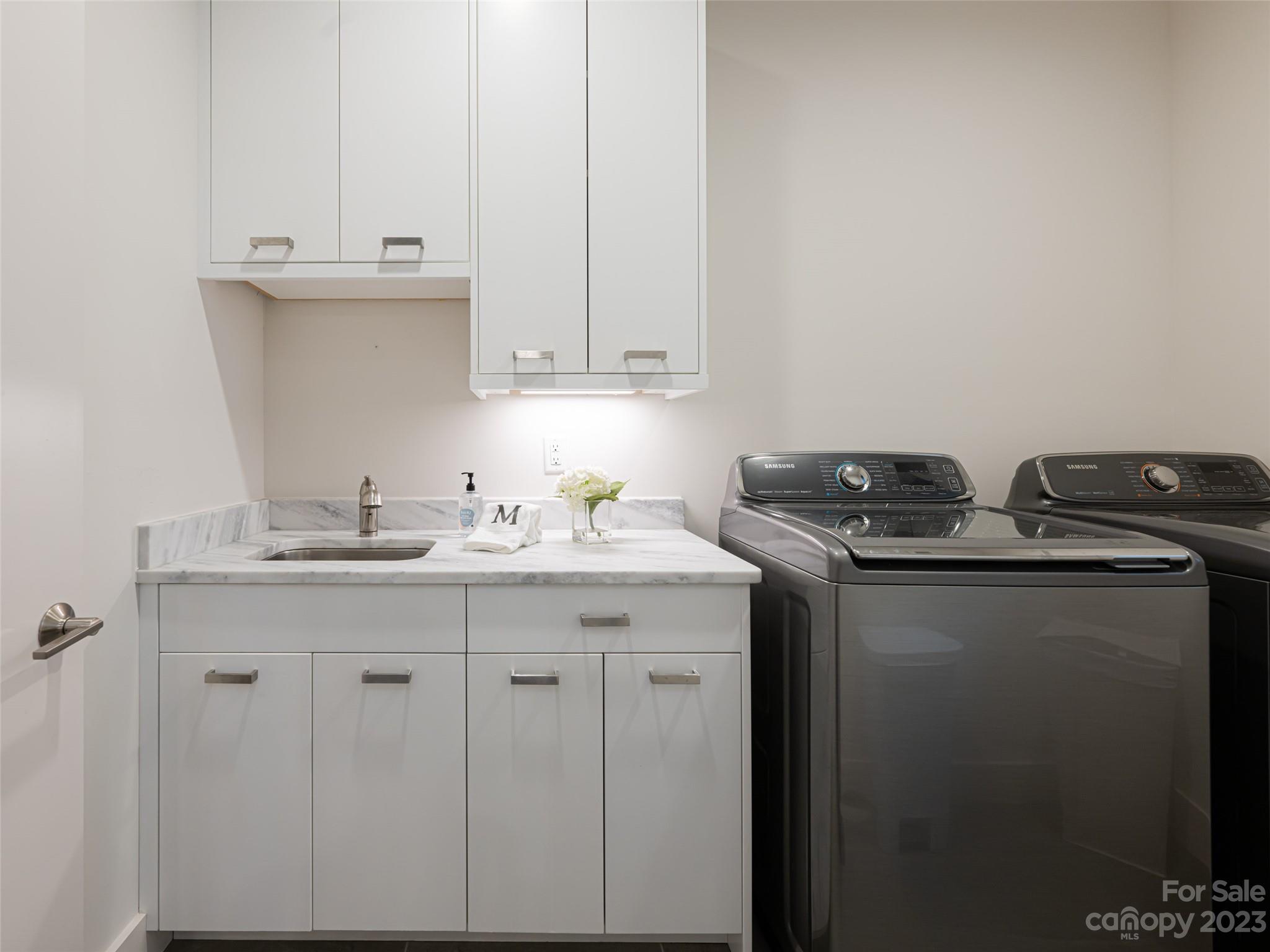 Reynolds Mountain - Residential