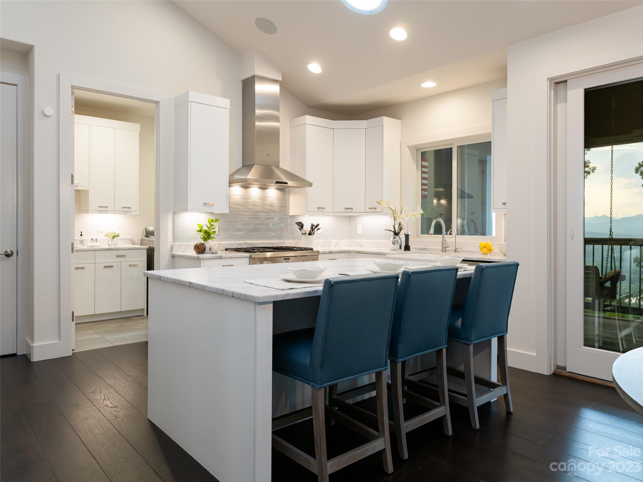 Reynolds Mountain - Residential