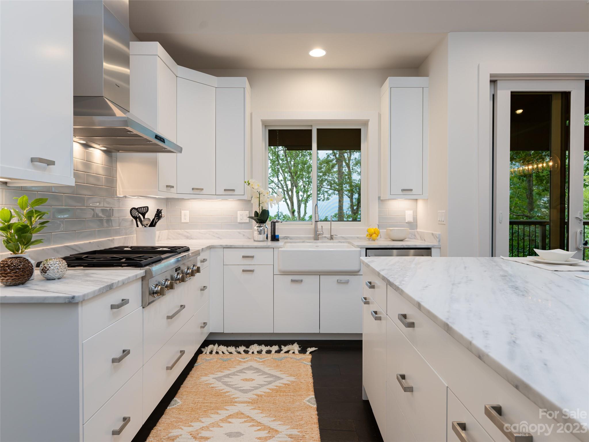 Reynolds Mountain - Residential