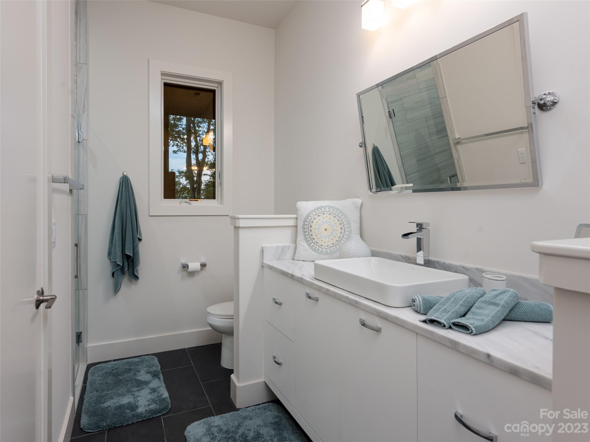 Reynolds Mountain - Residential