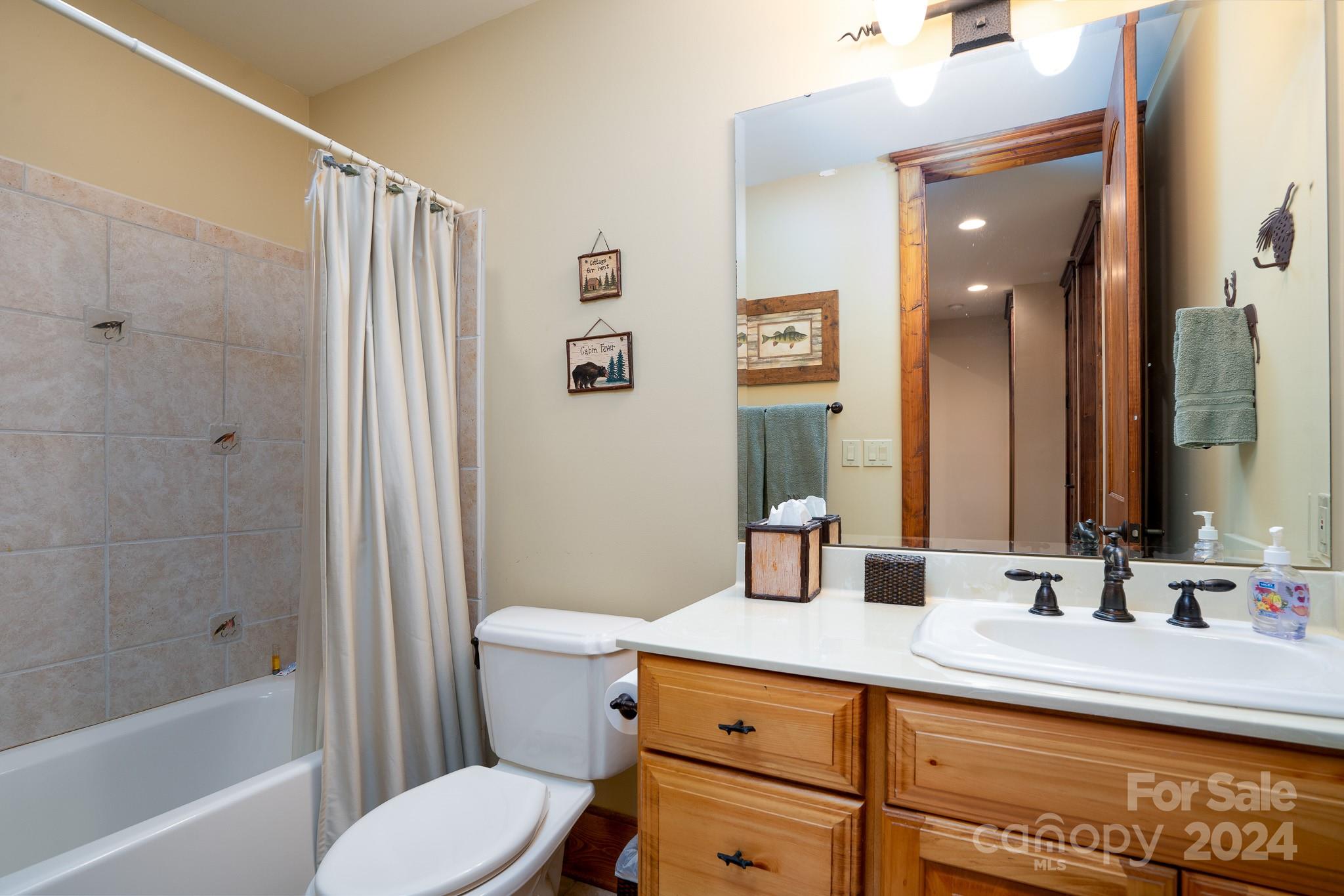 Uwharrie Point - Residential