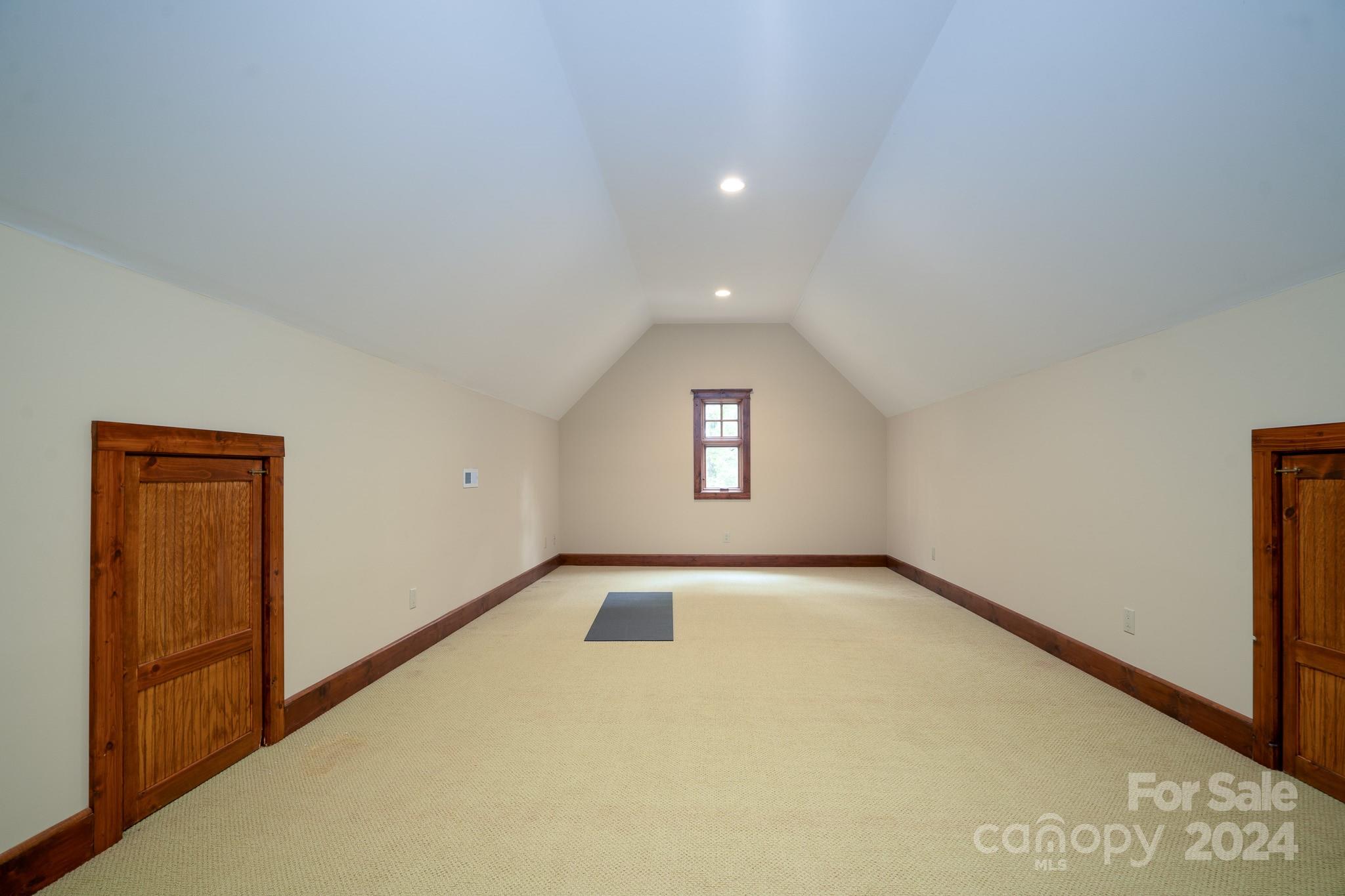 Uwharrie Point - Residential