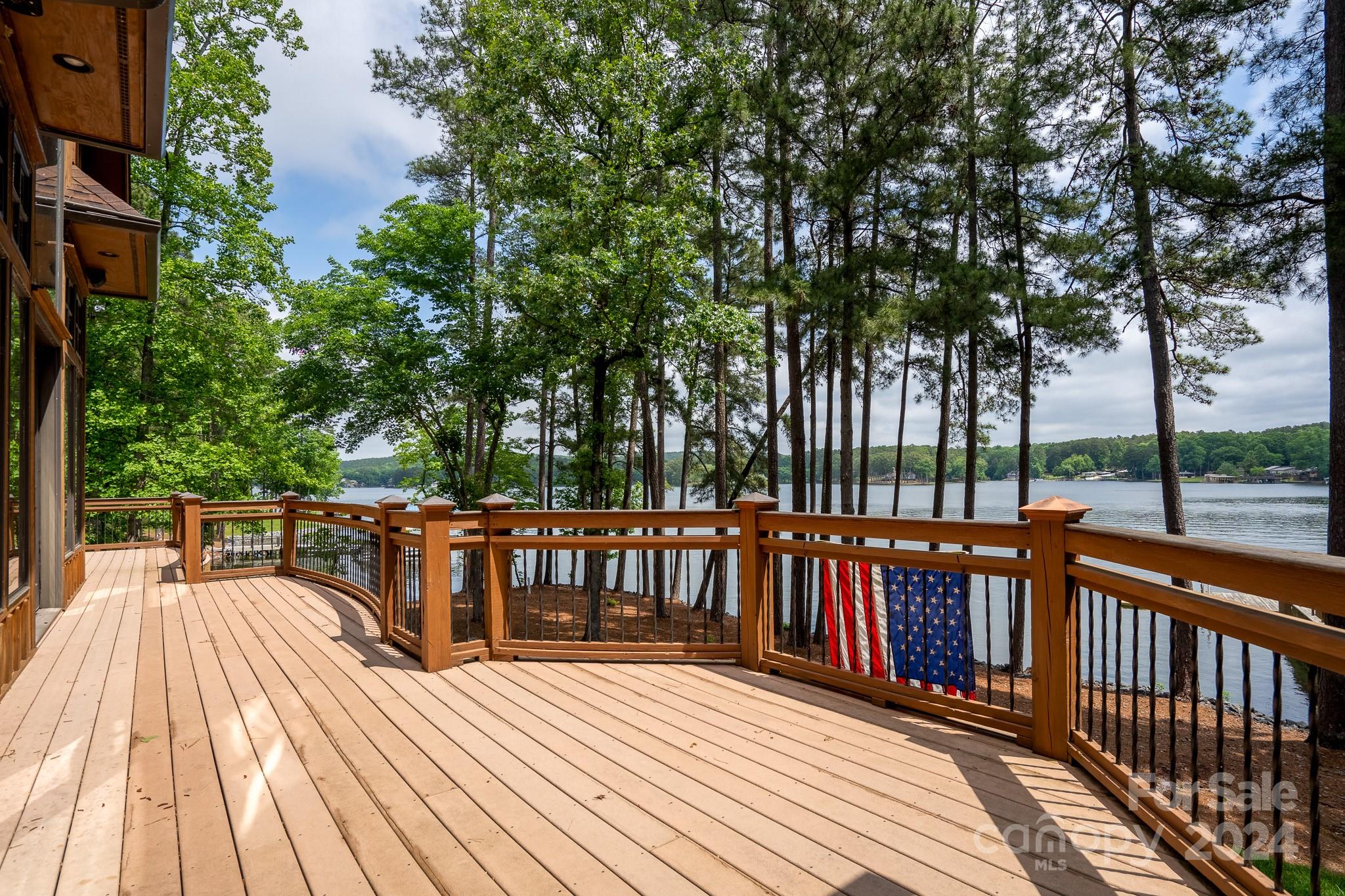 Uwharrie Point - Residential