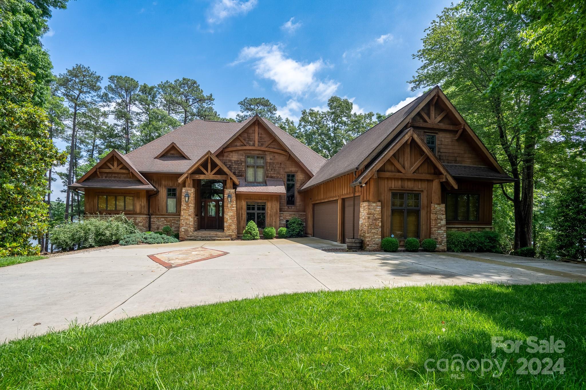 Uwharrie Point - Residential