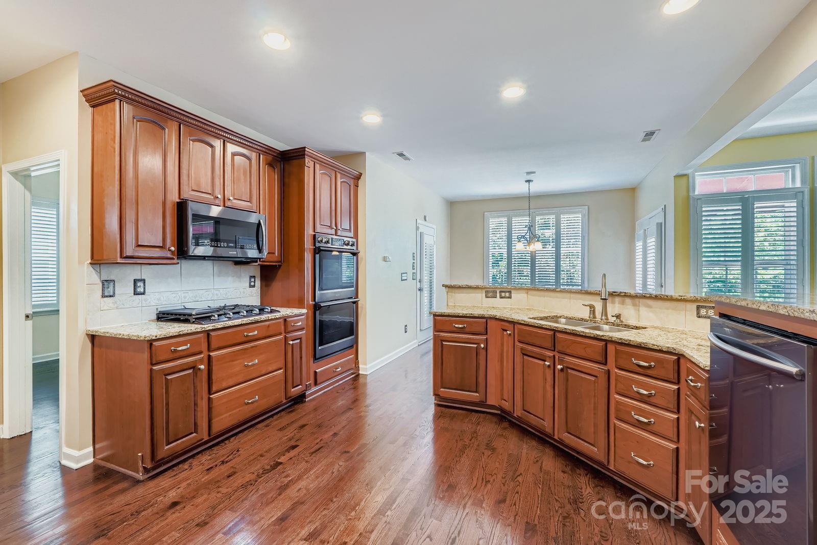 2419 Orofino Court