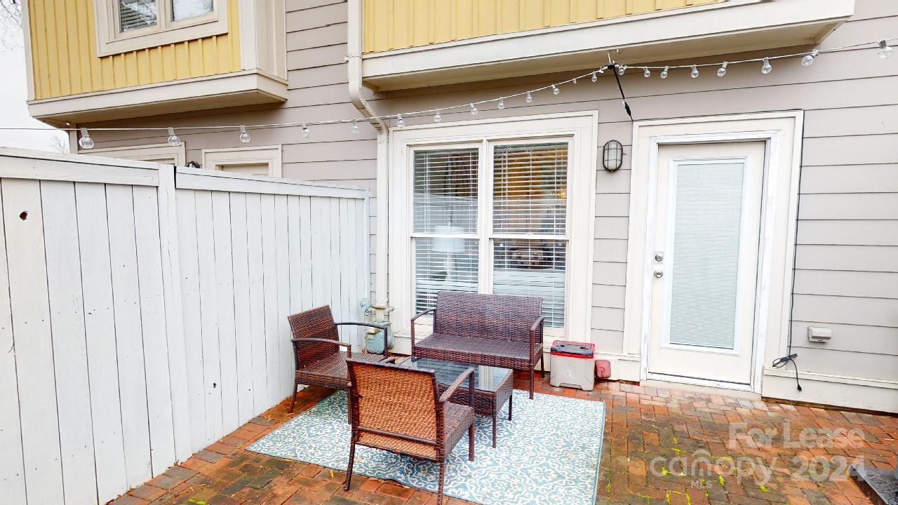 Park West - Residential Lease