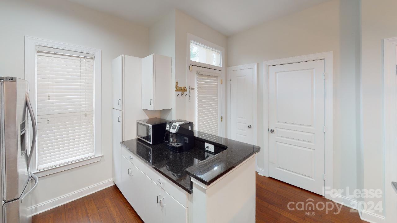 Park West - Residential Lease