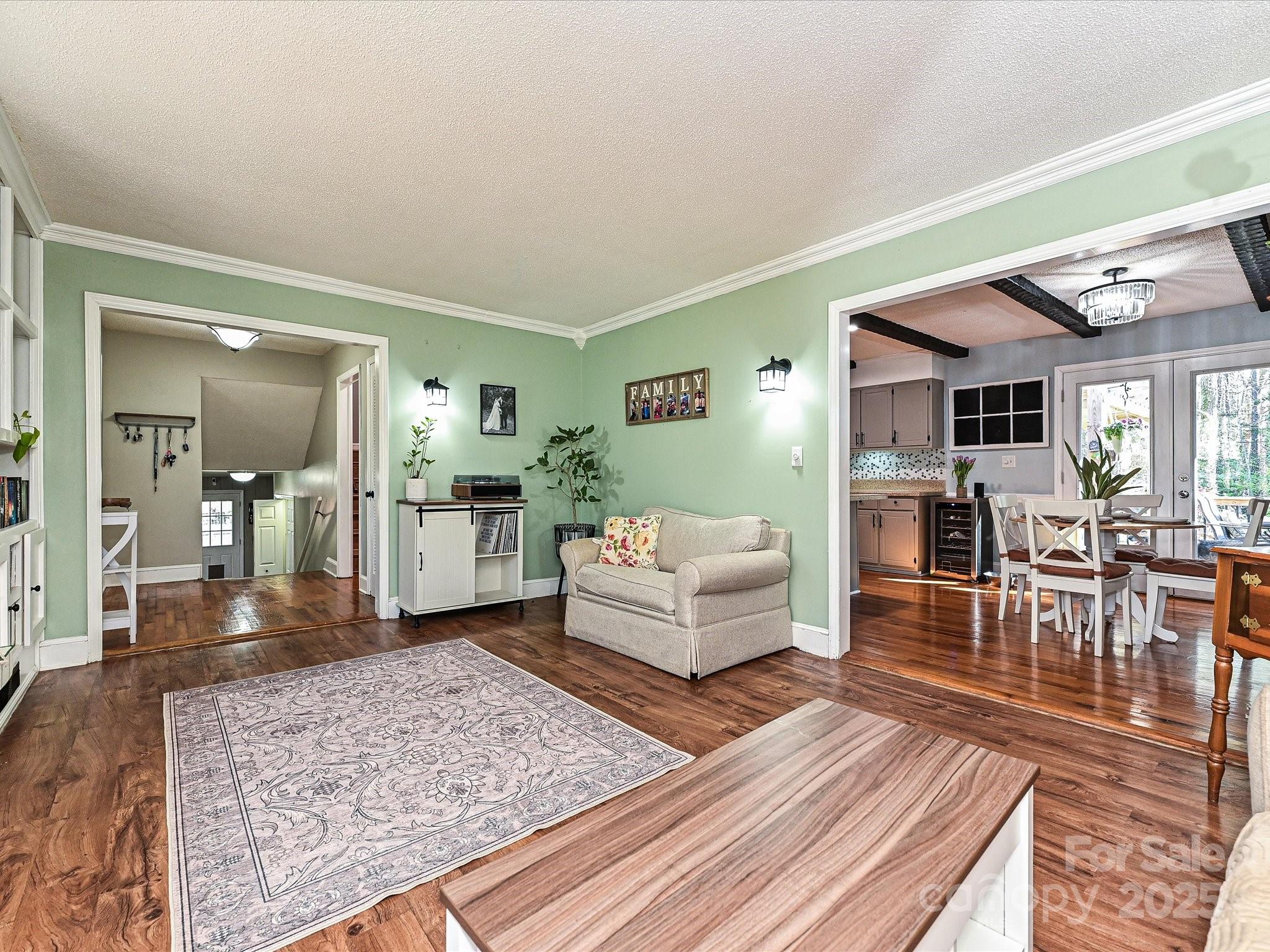 4522 Chuckwood Drive