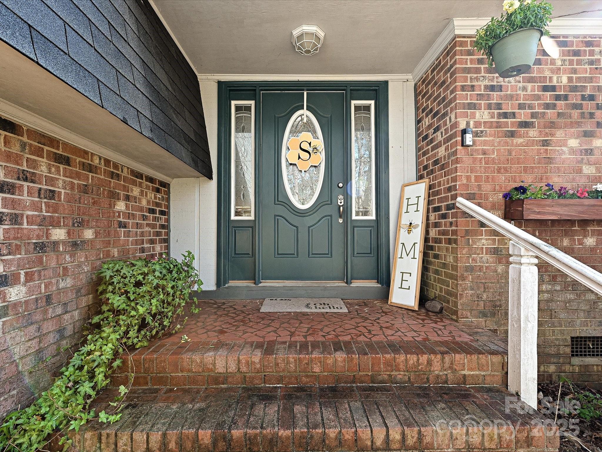 4522 Chuckwood Drive