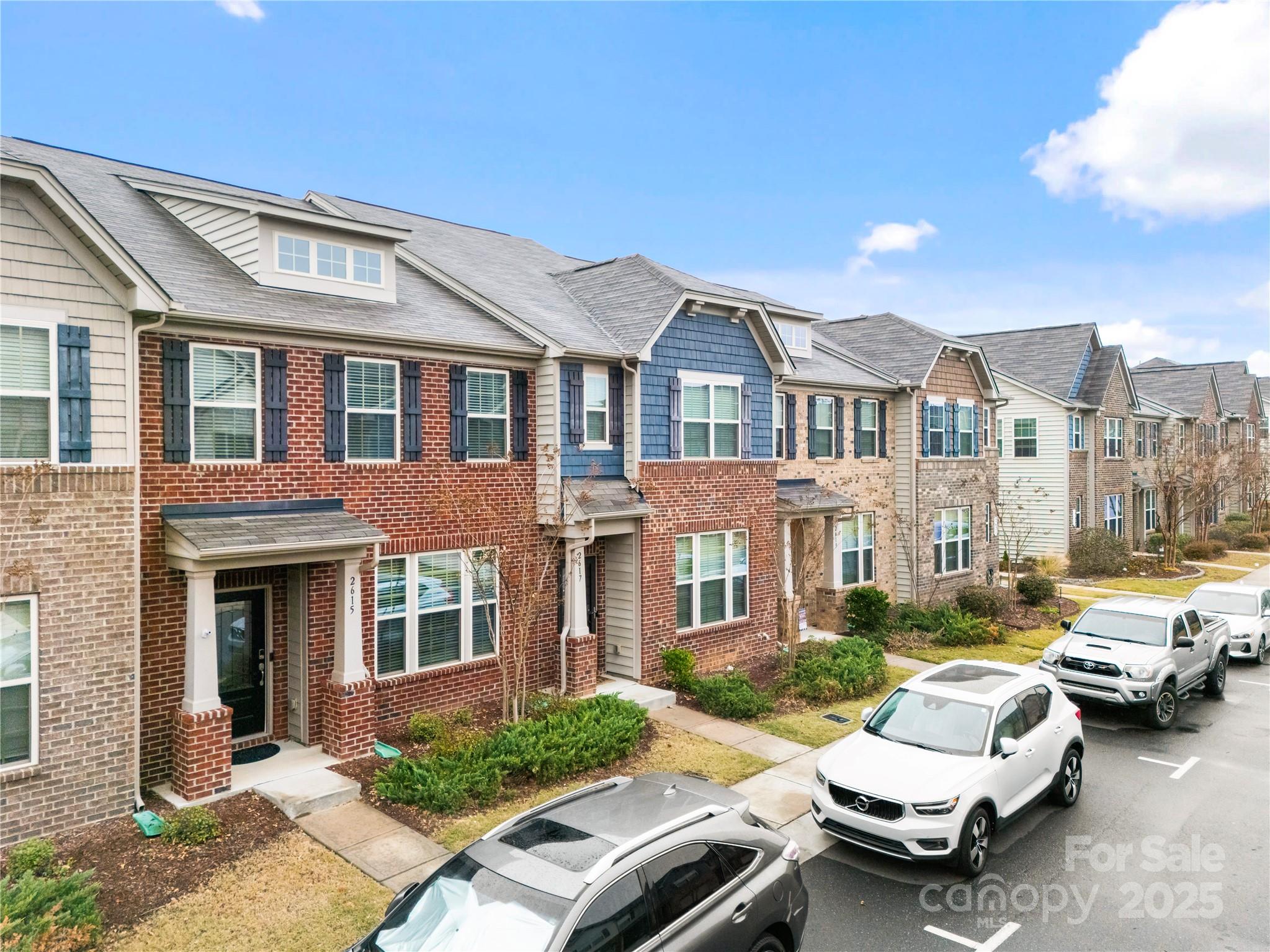 2617 Winter Thistle Way