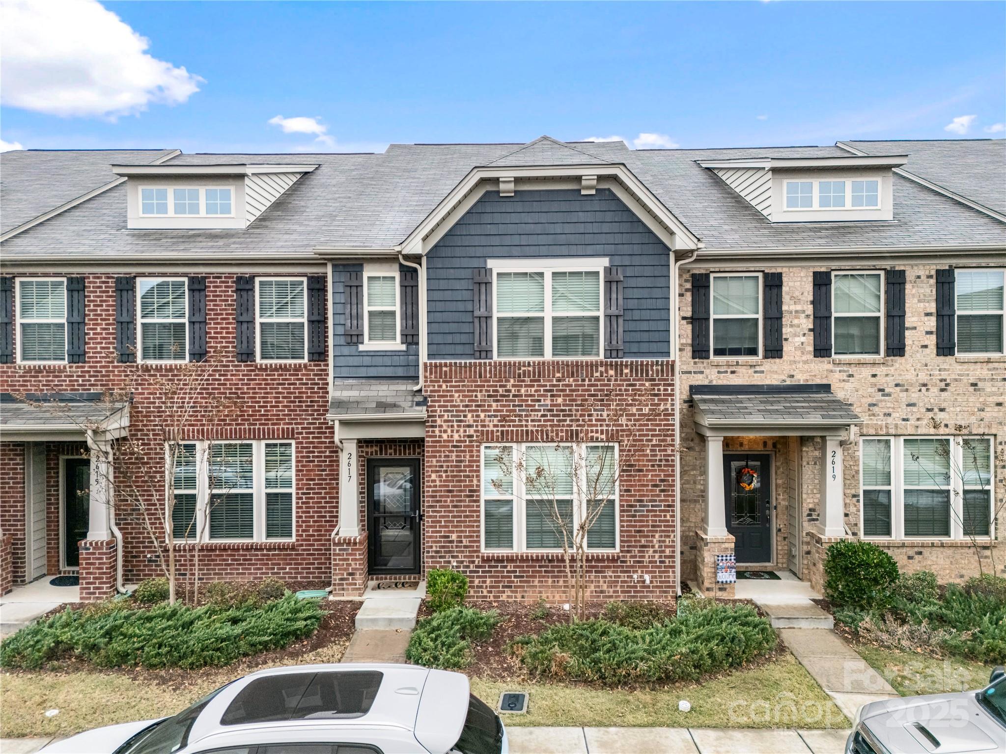 2617 Winter Thistle Way