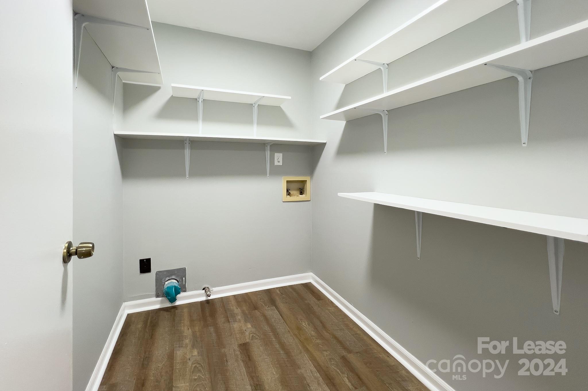 Danbrooke Park - Residential Lease