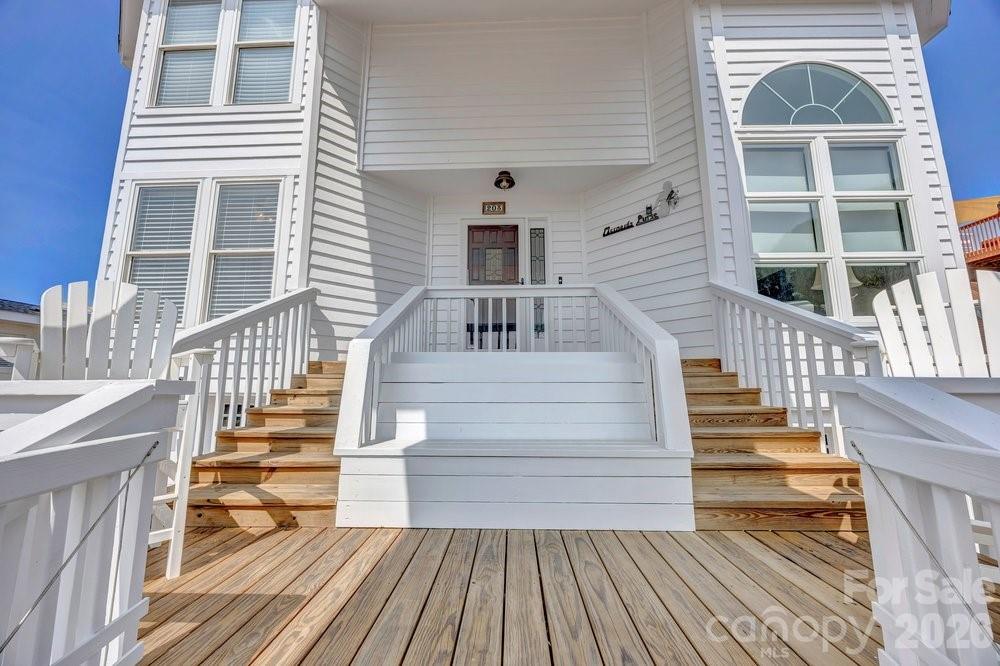 203 Norton Street