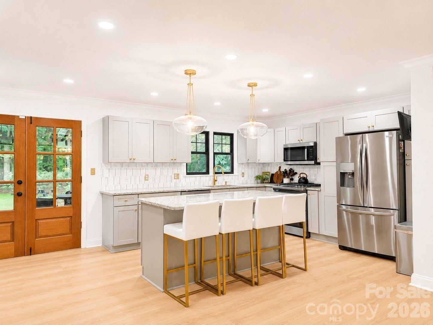 2540 Bain Farm Road