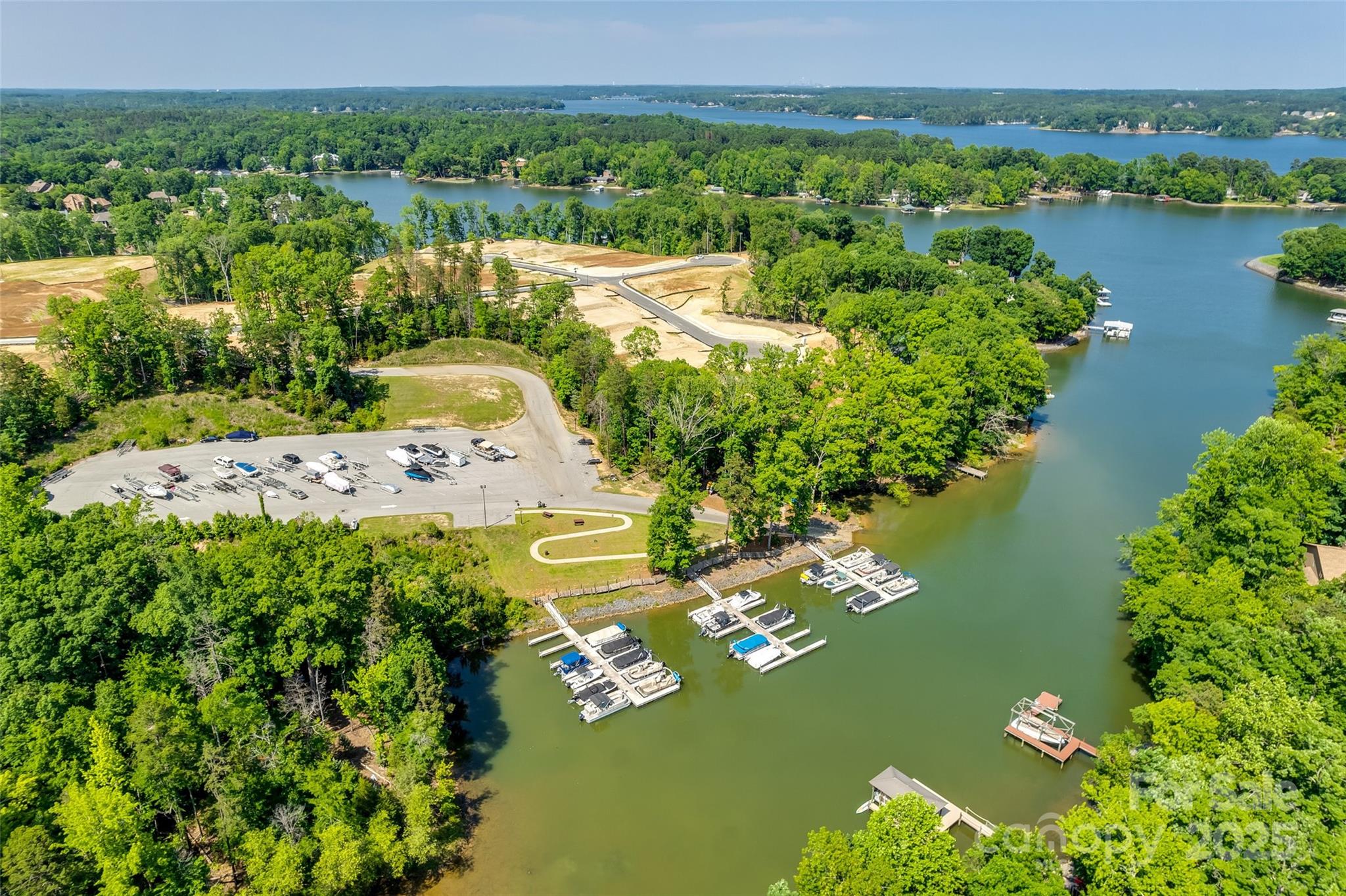 Handsmill on Lake Wylie - Residential