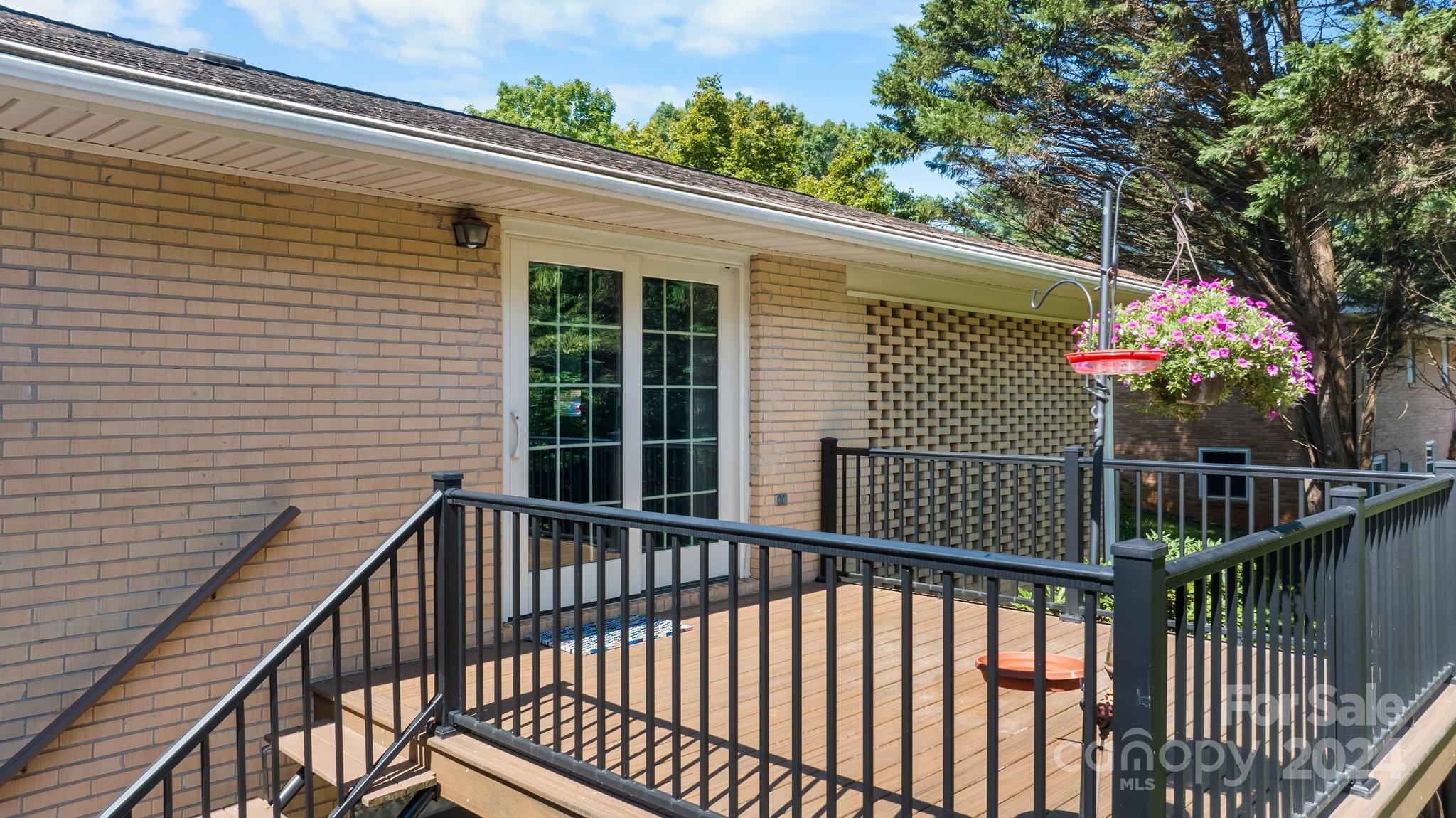 Springwood Terrace - Residential