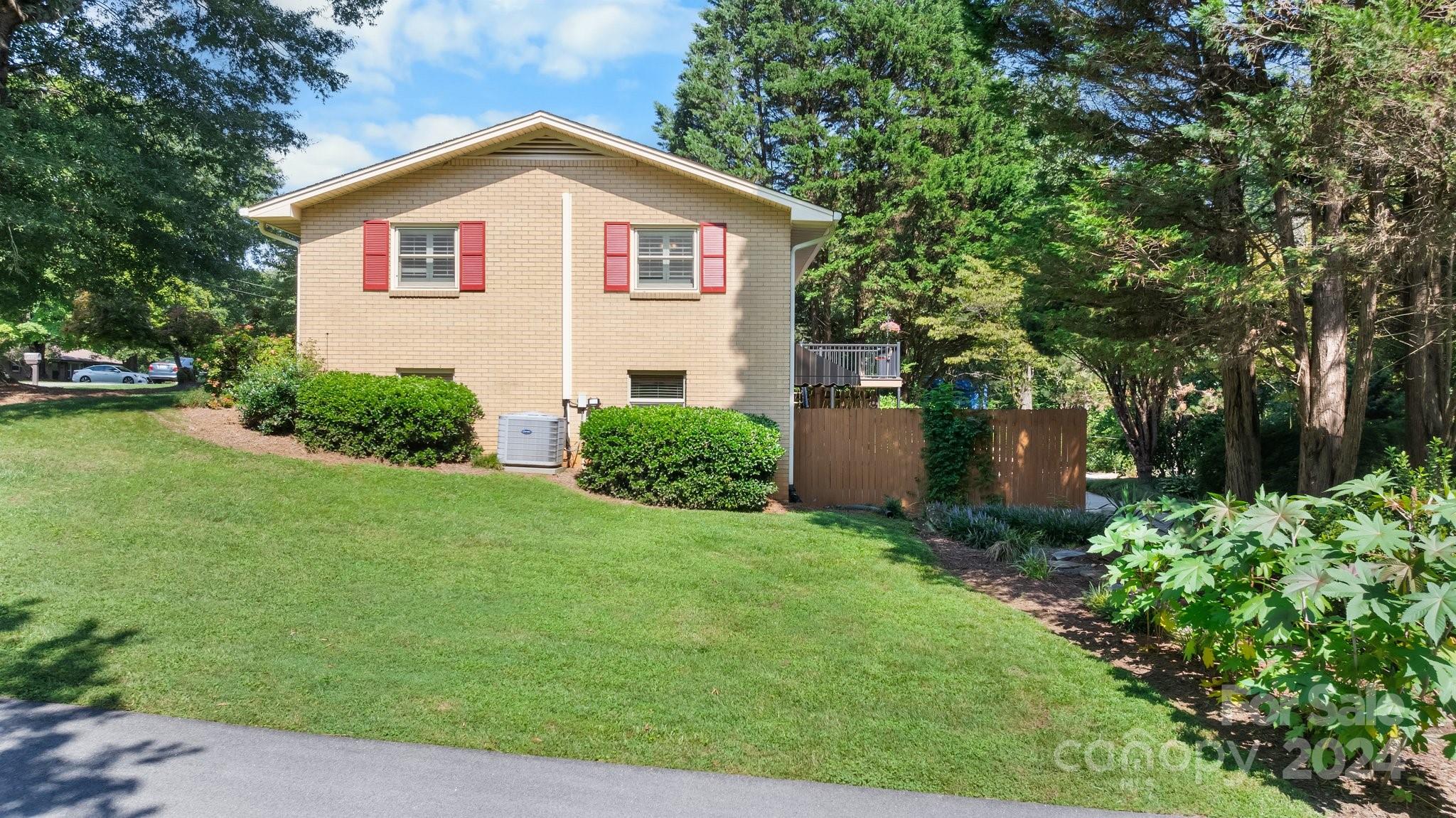 Springwood Terrace - Residential