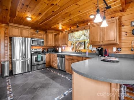 Hidden Lake - Residential