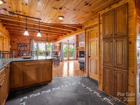 Hidden Lake - Residential