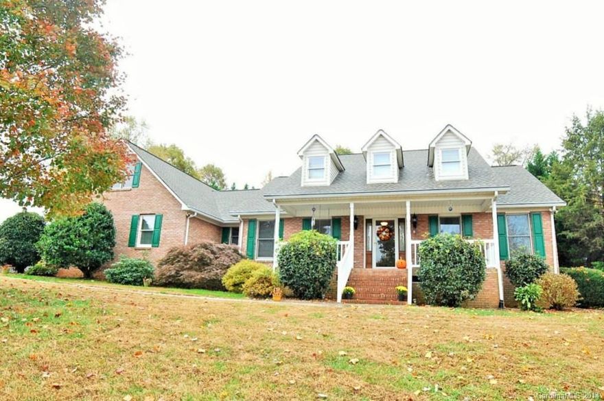 Welcome home! This gorgeous 3 bedroom, 3.5 bathroom home in Rock Hill offers a split floor plan, open concept space with a large living room and kitchen w/custom storage. Home has many remarkable features including a large owner bedroom suite with an oversized closet and bathroom.  Settle in after a long day in the GORGEOUS sunroom that is fully functional year round with AC/Heating. Huge bonus room with its own full bathroom perfect for guests or an entertaining space. A must see!