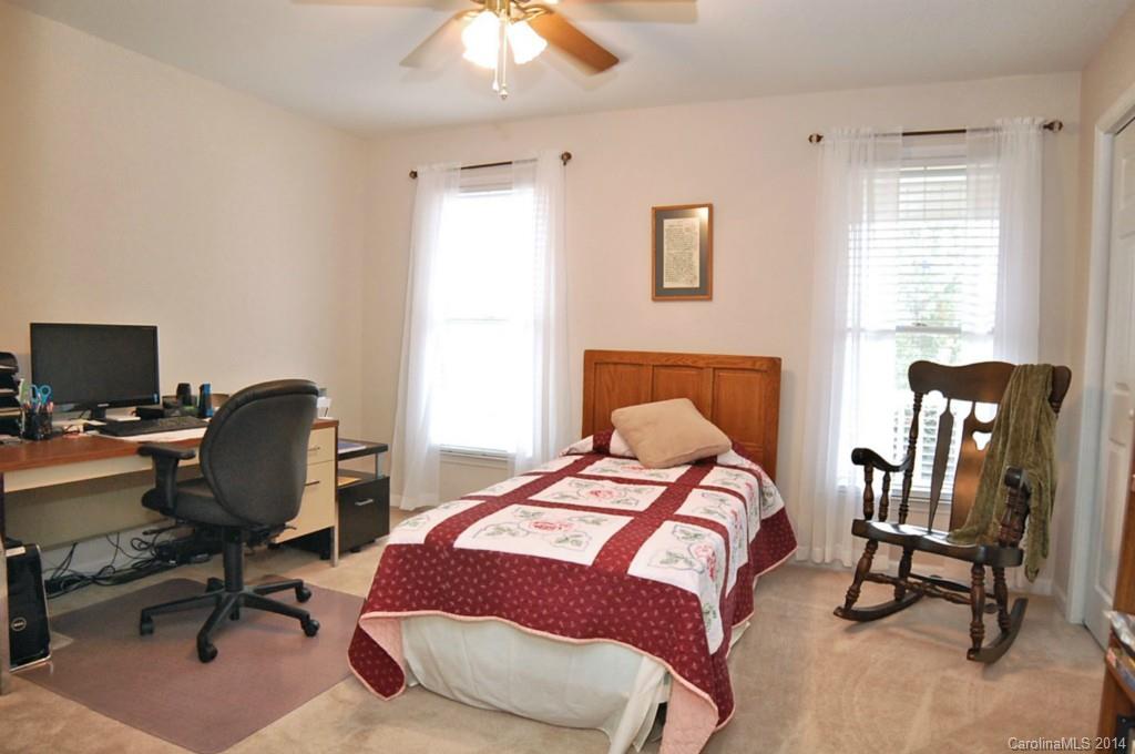 Eastview Oaks - Residential