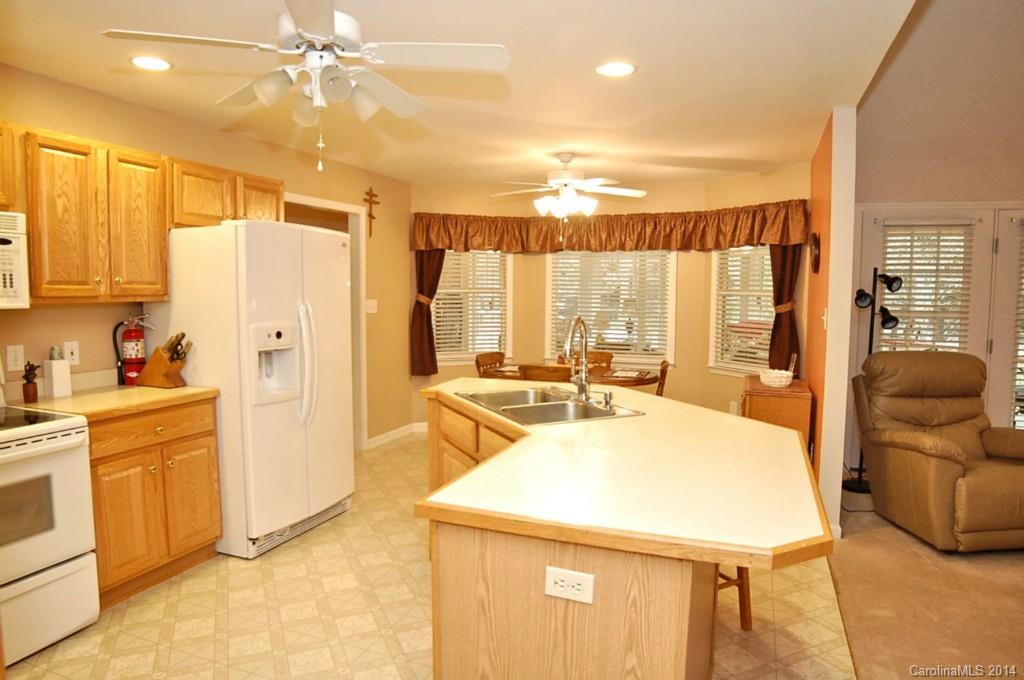 Eastview Oaks - Residential