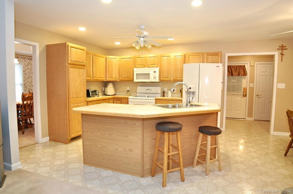 Eastview Oaks - Residential