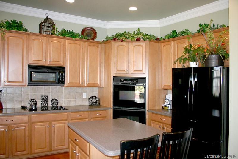 Wesley Oaks - Residential Lease