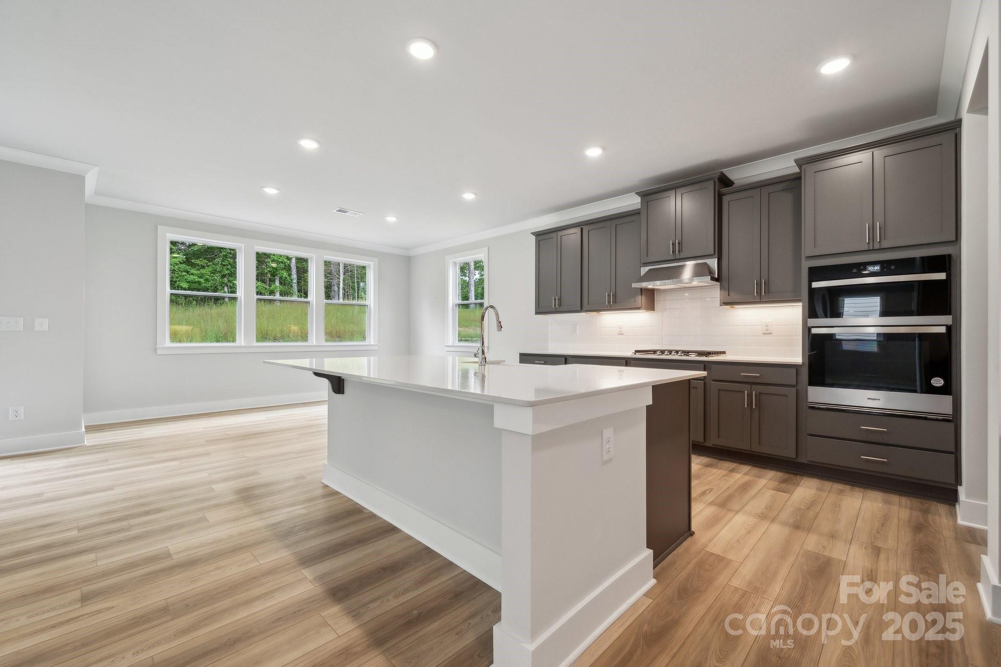 9952 Manor Vista Trail