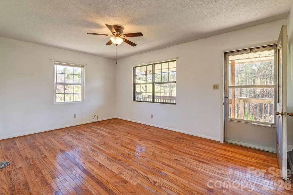 216 Pickens Road