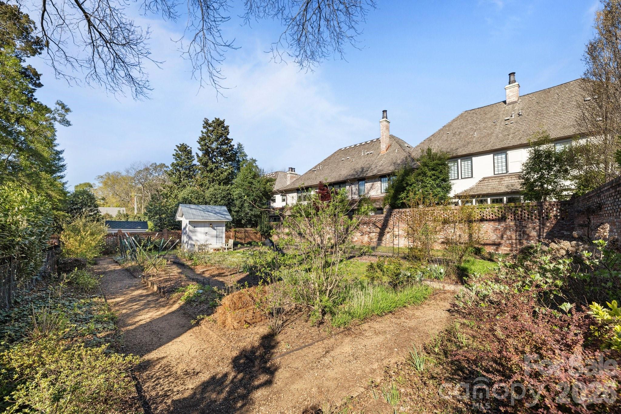 Myers Park - Residential