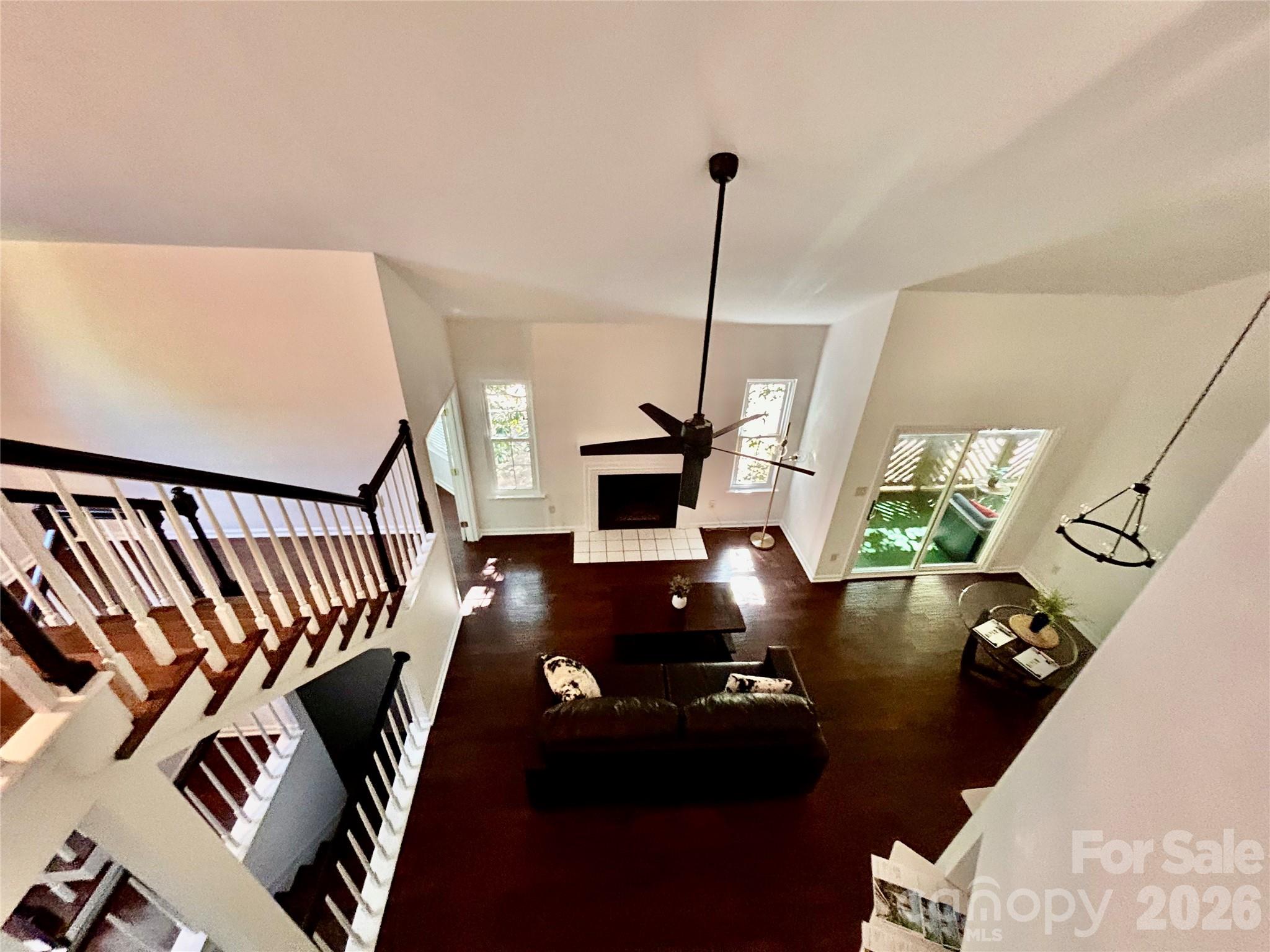 6150 Gray Gate Lane i
