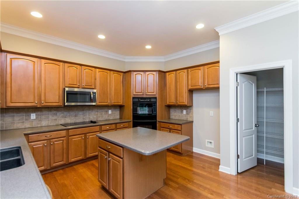 Wesley Oaks - Residential